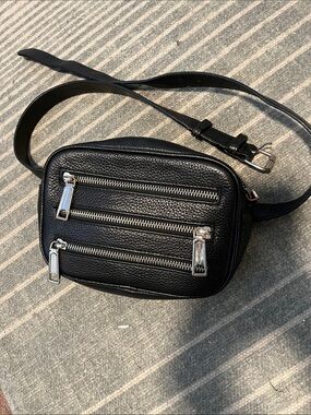 Beautiful Rebecca Minkoff Waist Belt Pebbled Leather Bag with Silver Zippers.